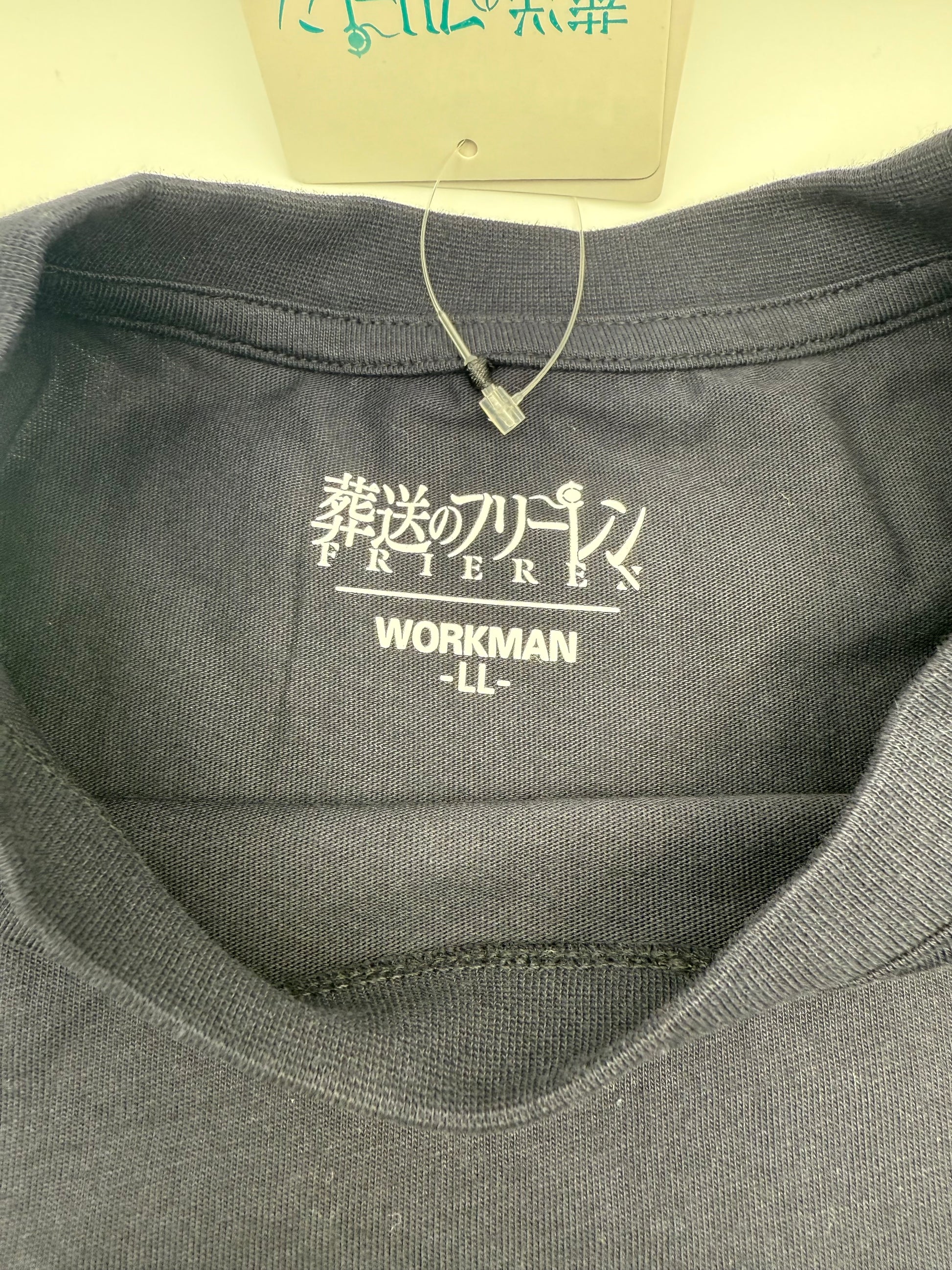 Frieren: Beyond Journey's End Print Short-Sleeve T-Shirt (Workman Exclusive) Navy (Fern)