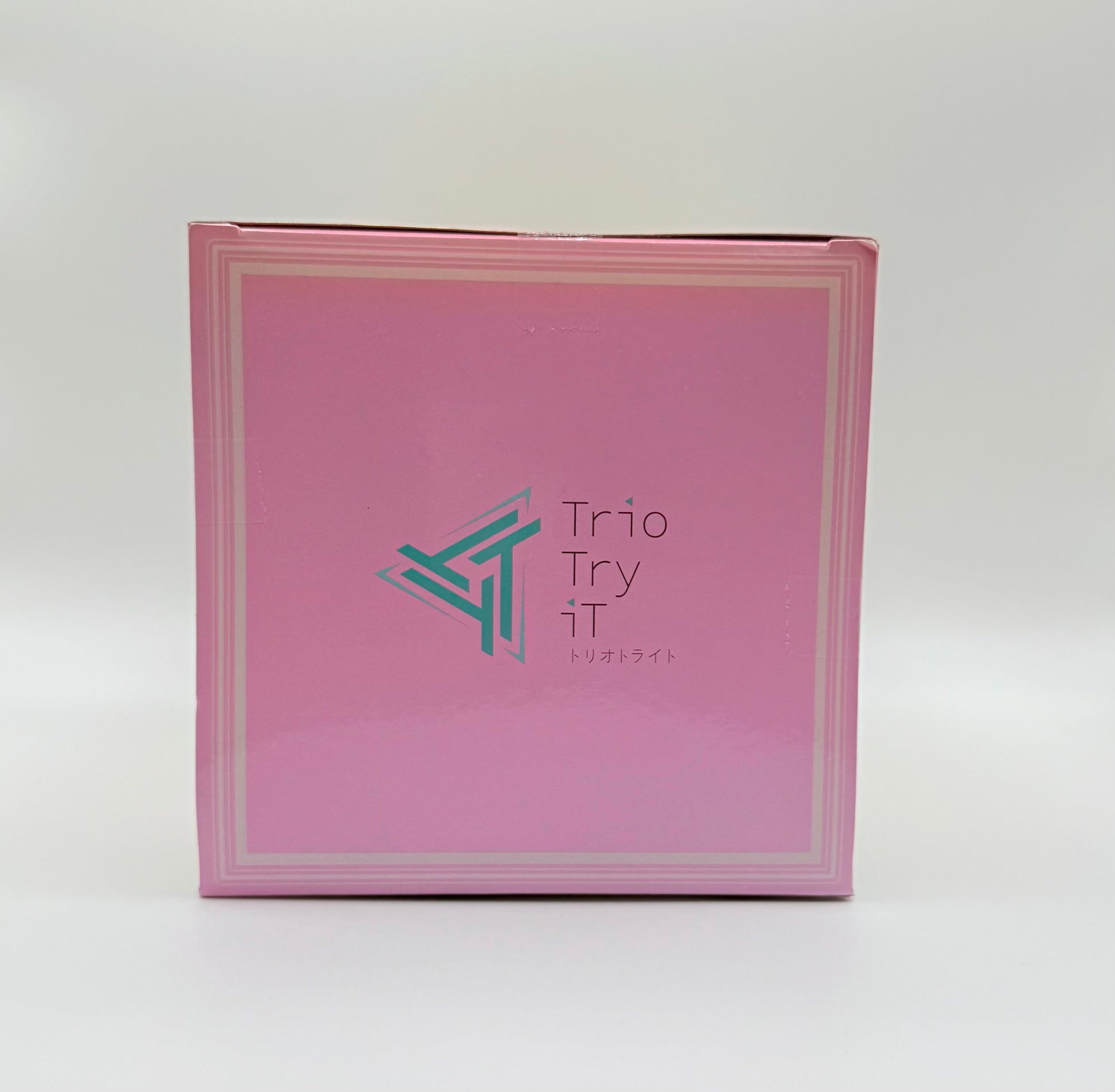 FuRyu Trio-Try-iT Shigure Ui Prize Figure White hat x brown knit sweater x skirt